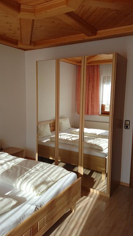Haus Alpina Διαμέρισμα Weissensee Εξωτερικό φωτογραφία